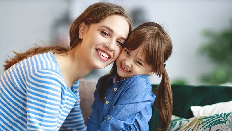 پرستار کودک در منزل کرج؛ خیال آسوده برای والدین پرمشغله