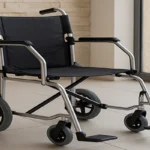 برای سفر، چه نوع ویلچری بخریم؟ راهنمای حمل‌ونقل و پرواز